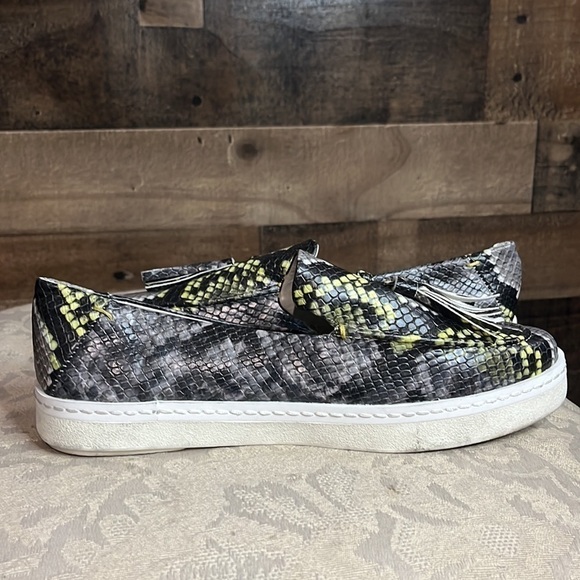 Franco Sarto Leather Sneakers Python Print Gray Green Size 6.5 - Picture 9 of 10